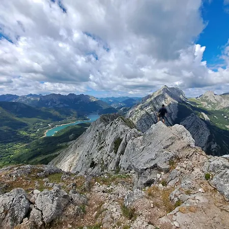 Rural Valle Del Tuejar Hotel